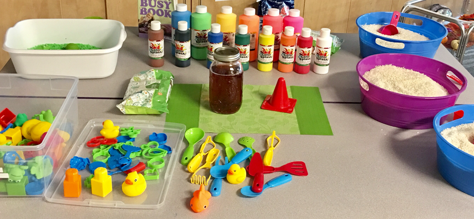 Primary Colors Sensory Bin For Kids - S&S Blog