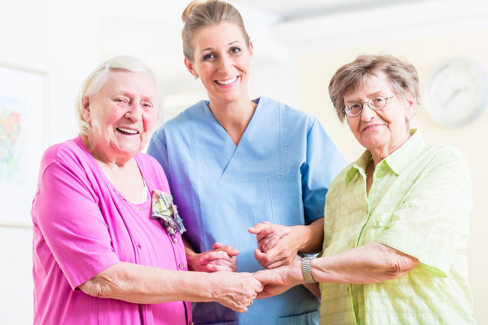 7 Socially Distanced Activities for Seniors - S&S Blog