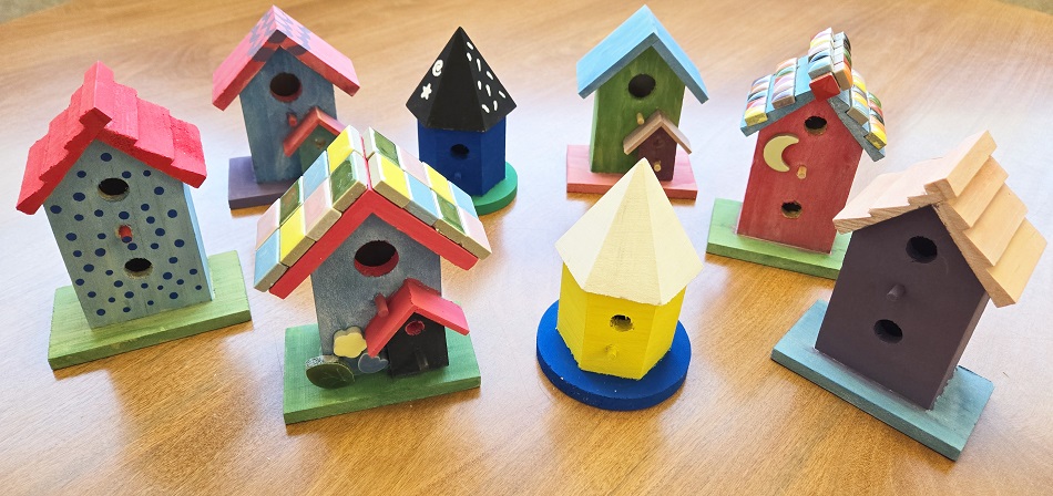 birdhouses painted