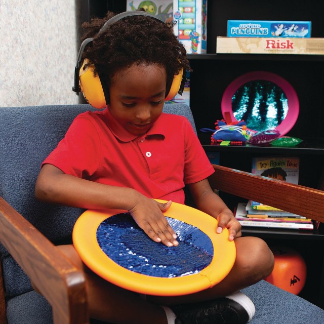 child using calming kit