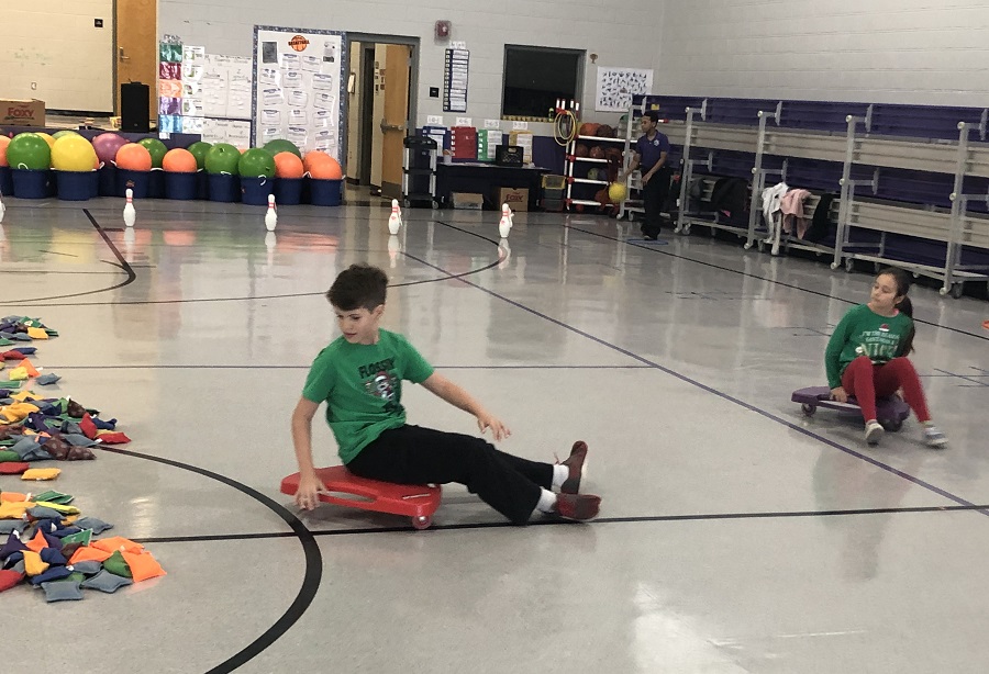grinch Christmas station PE