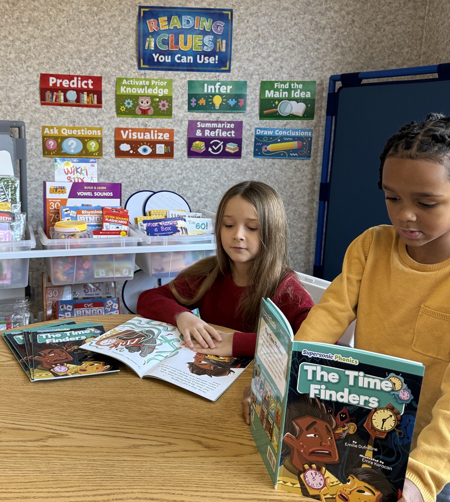 mobile literacy cart