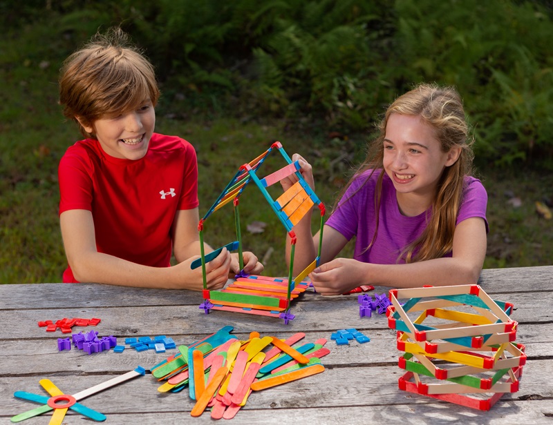 kids summer learning makerspace crafts