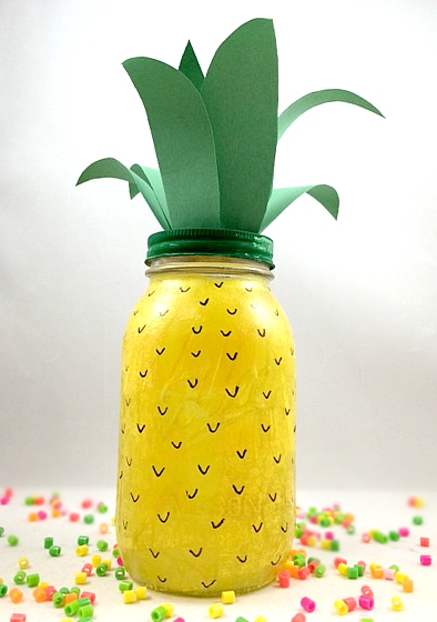 Pineapple mason jar decoration