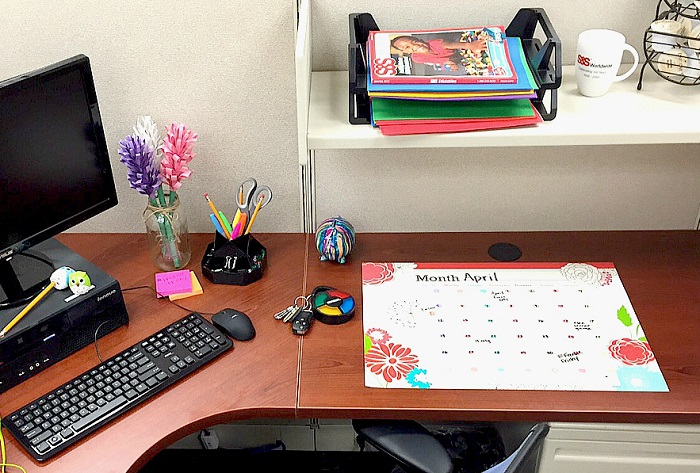 Teacher Must-Have Desk Accessories