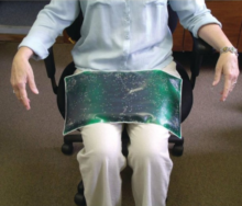 weighted gel lap pad seniors